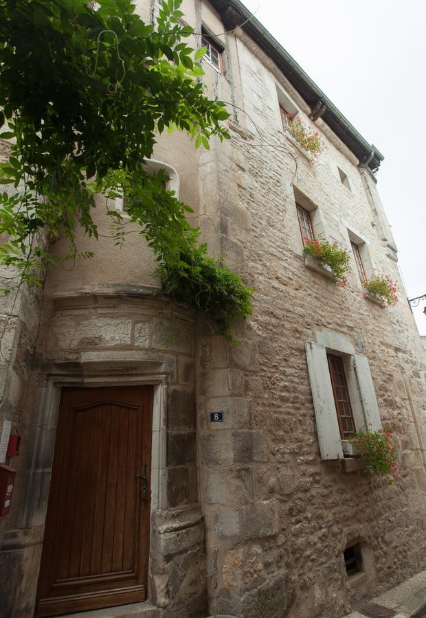 La Maison D'Alienor - Gites De Caractere A Chablis - 89 Экстерьер фото